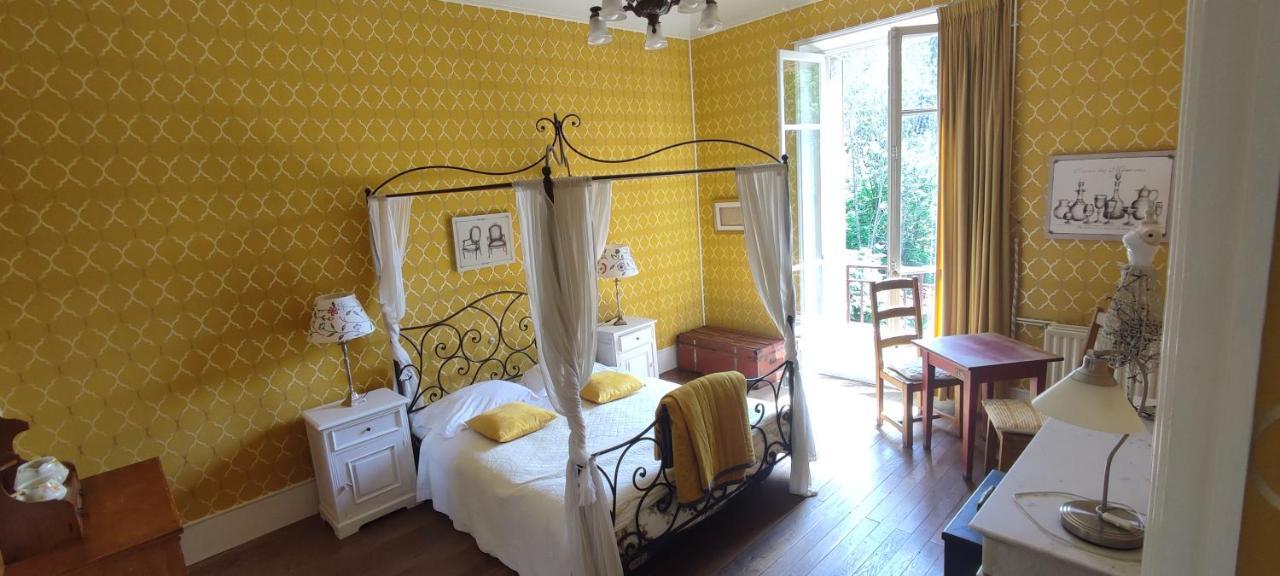 Chambres D'Hotes-Chateau Constant Bessines-sur-Gartempe Bagian luar foto